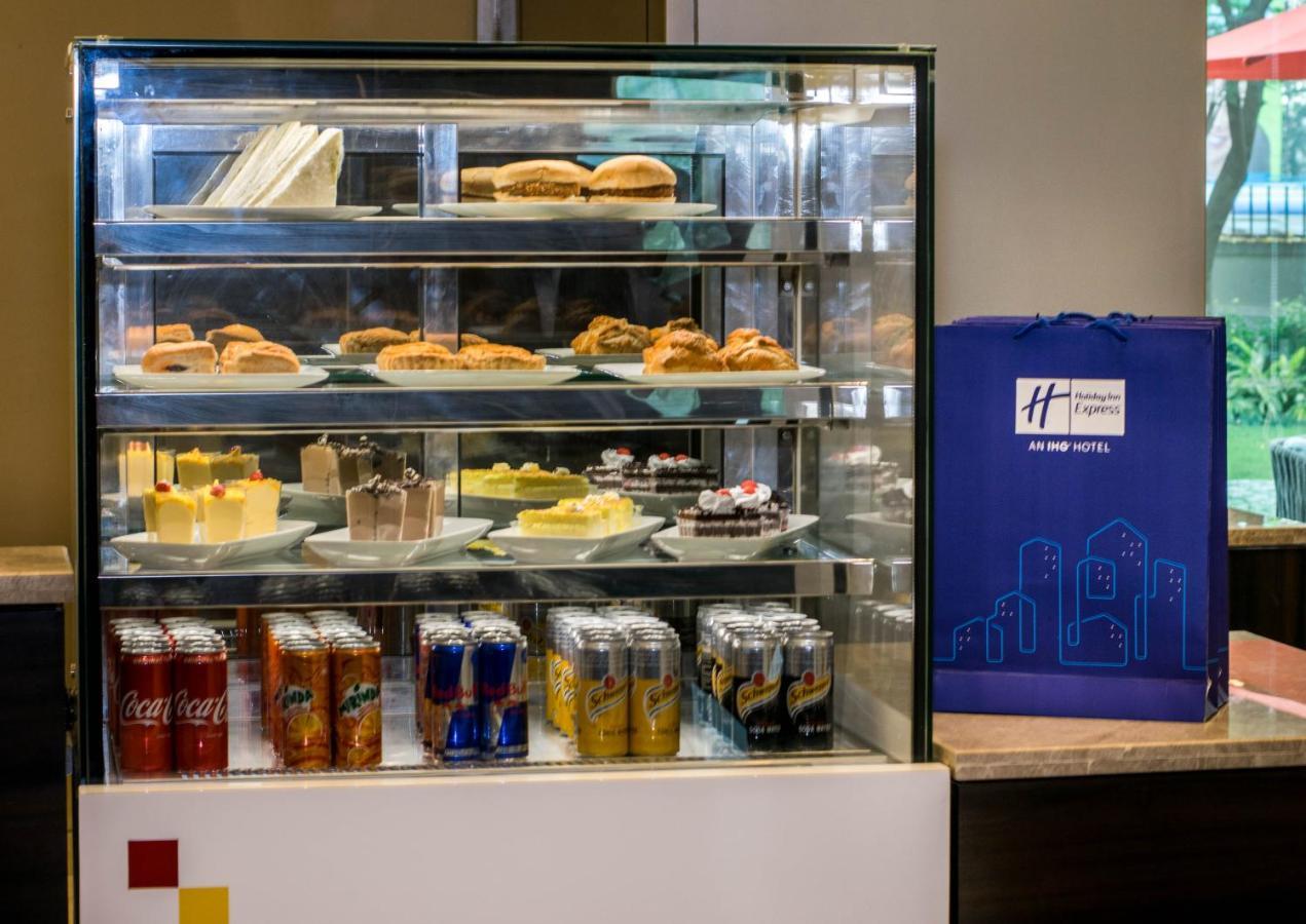 Express Airport By Ihg