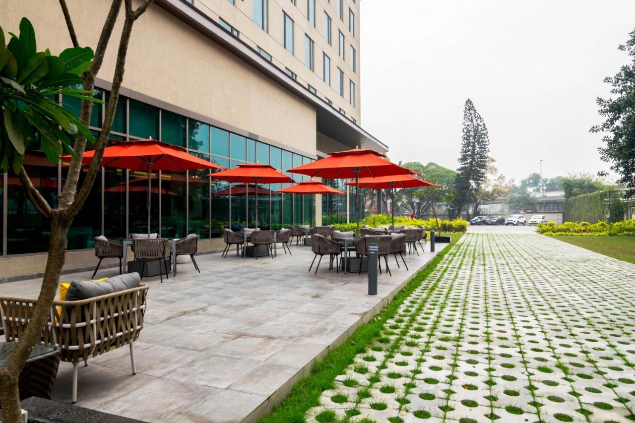 Hotel Express Airport By Ihg