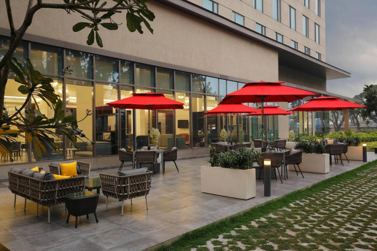Hotel Express Airport By Ihg
